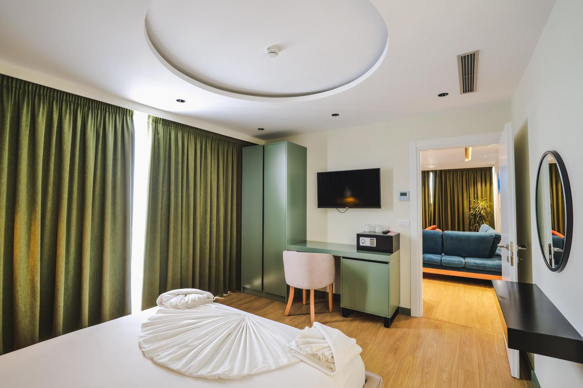 L'Amo Del Mare Hotel 卡萨米尔 外观 照片