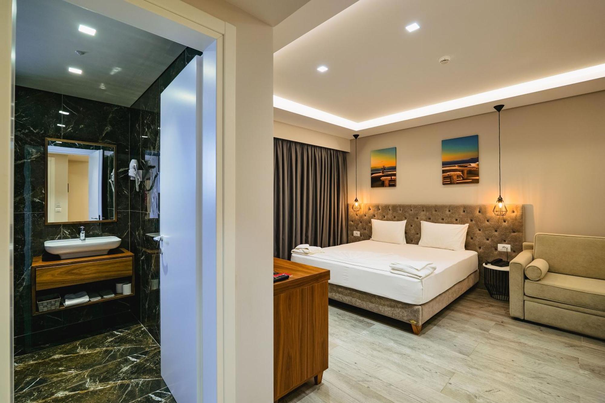 L'Amo Del Mare Hotel 卡萨米尔 外观 照片